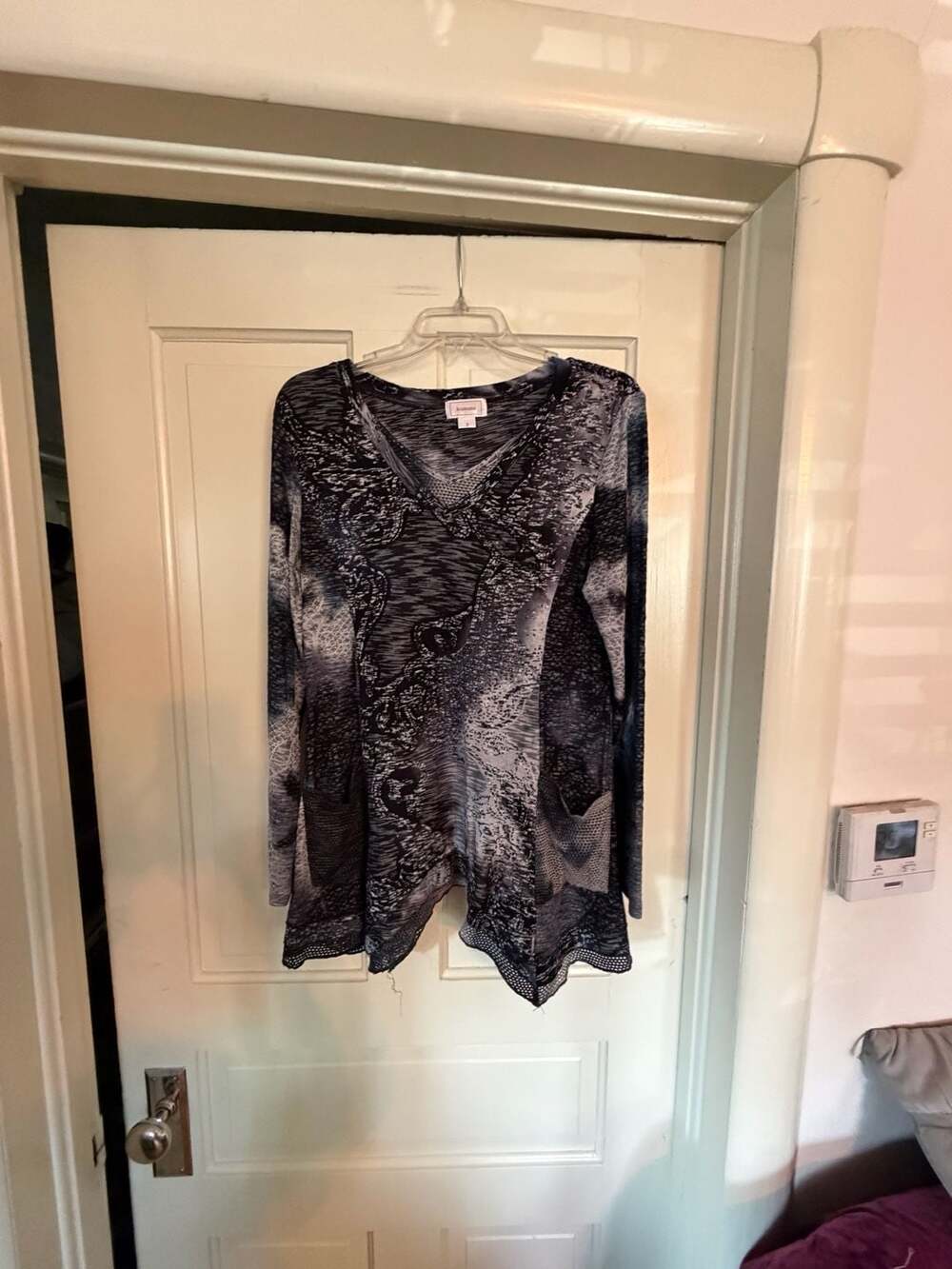 Kamana Long Sleeve Tunic Small Women's Net Pockets Hi Lo Hem Black Blue Mix New